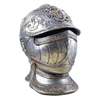 Helmet of a Knight, Spaarpot