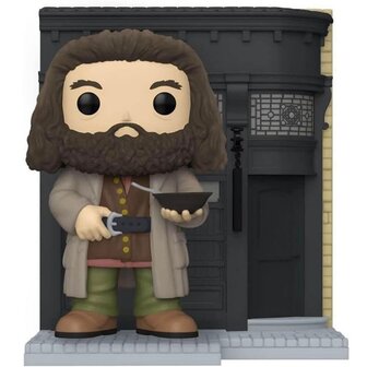 Harry Potter POP! Movies Vinyl Diagon Alley - The Leaky Cauldron with Hagrid No.141