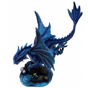 Water Dragon van Anne Stokes