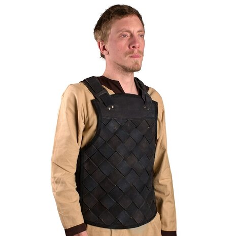 Viking Greaves Armour, borstbescherming van zwart leer