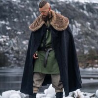 Zwart Wollen Cape met (Kunst)bont Kraag